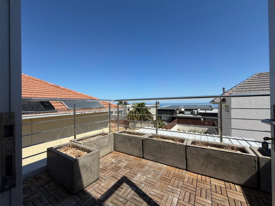 To Let 3 Bedroom Property for Rent in Camps Bay Western Cape